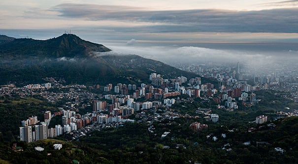 España y el Valle del Cauca, cada vez más cerca